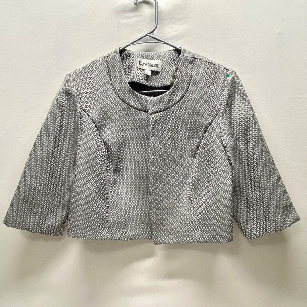 Danny & Nicole NY Jacket Women's 12 Grey Short Sleeve New York Open Front Coat